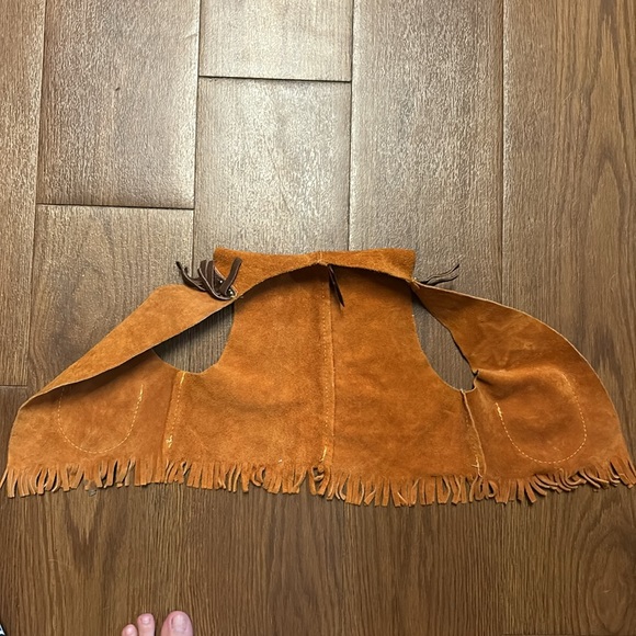 Vintage John R. Craighead Leather Vest with Fringe and Steer Head - Picture 5 of 6